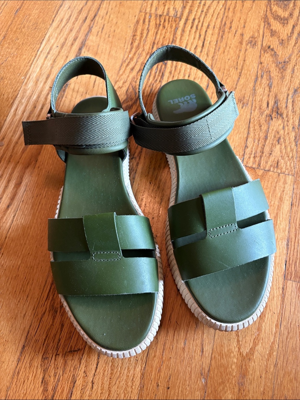 Sorel Women's Olive Green Strappy Ankle Sandals size 9.5